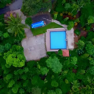 Karapuzha Lakeshore Resort Wayanad